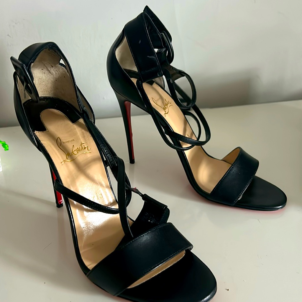 Christian Louboutin Size 41 Fairly Brand New Heels